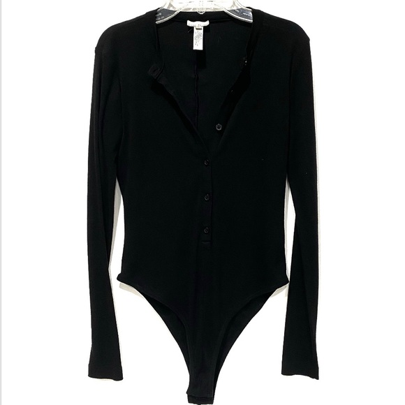 ❌SOLD❌FLEUR DE MAL Henley Black Body Suit - Picture 2 of 6